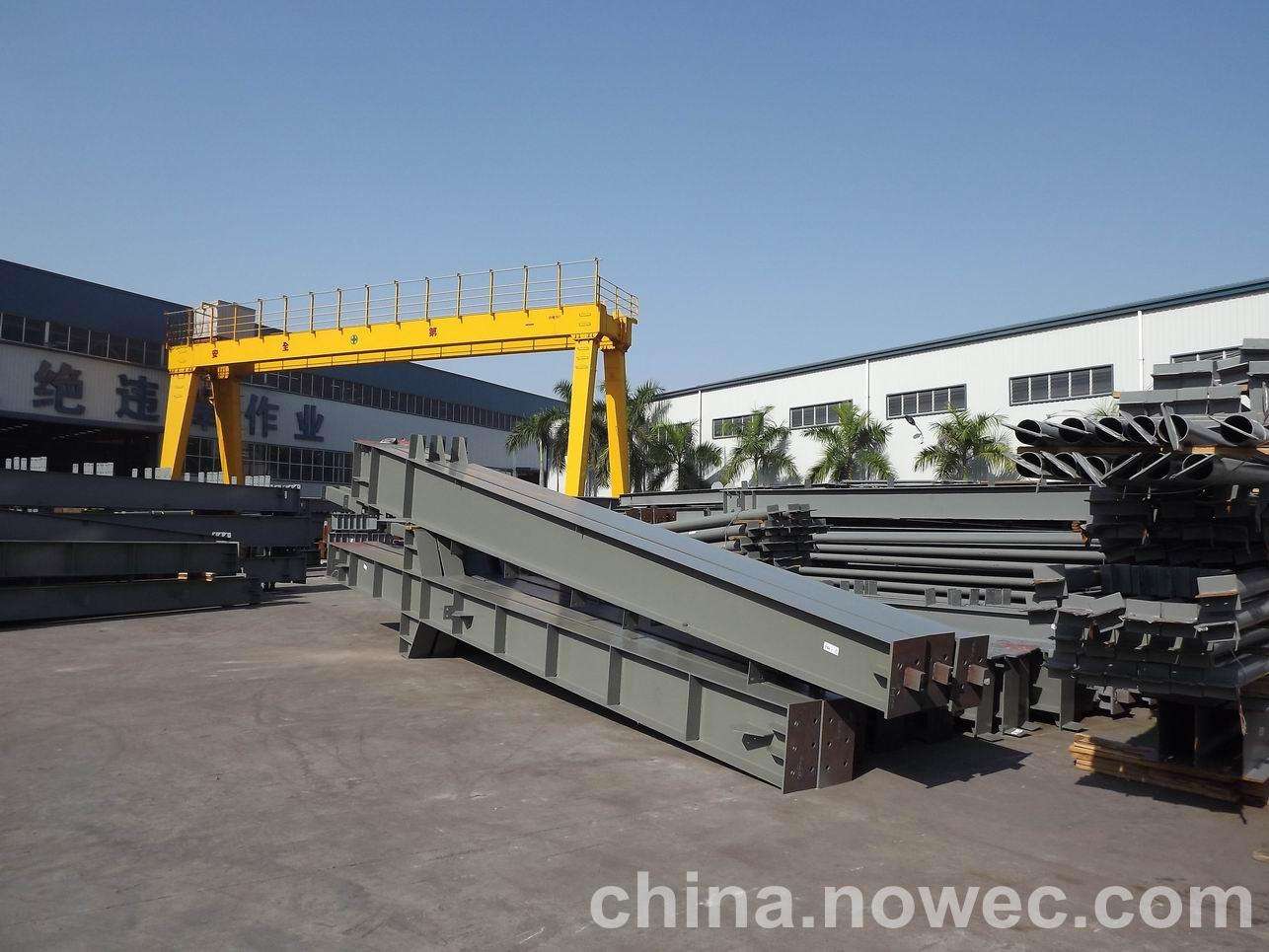 嘉定网架工程中的分条(分块)吊装法